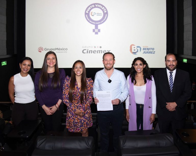 Alcalde Santiago Taboada y Cinemex firman convenio para aumentar los Puntos Violeta