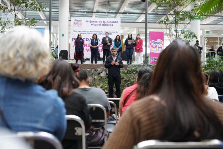 Entrega MH apoyo a Mujeres por violencia 