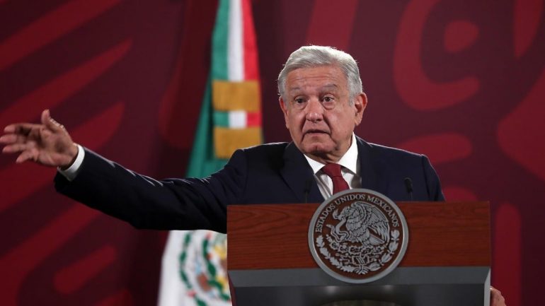 El presidente de México prepara un plan alternativo en caso de no ser aceptada la reforma ante el Congreso