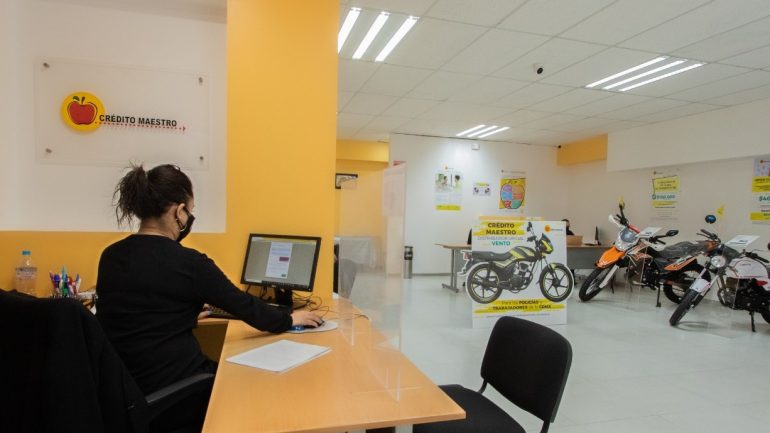 Detectan fraudes en Jalisco; usurpan identidad de financiera