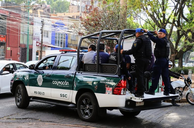Coyoacán: avanza retiro de franeleros
