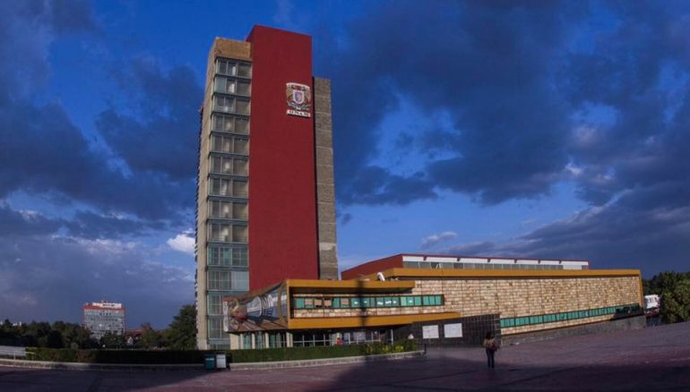 Esto es lo que debes saber sobre el curso de buceo de la UNAM