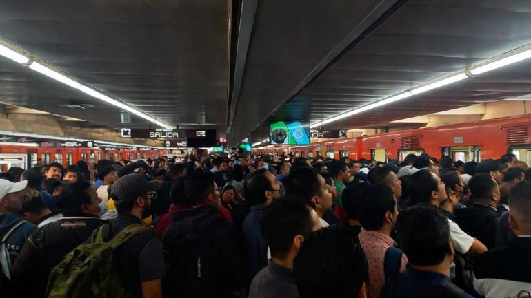 L9 del Metro CDMX con fallas y sin explicaciones
