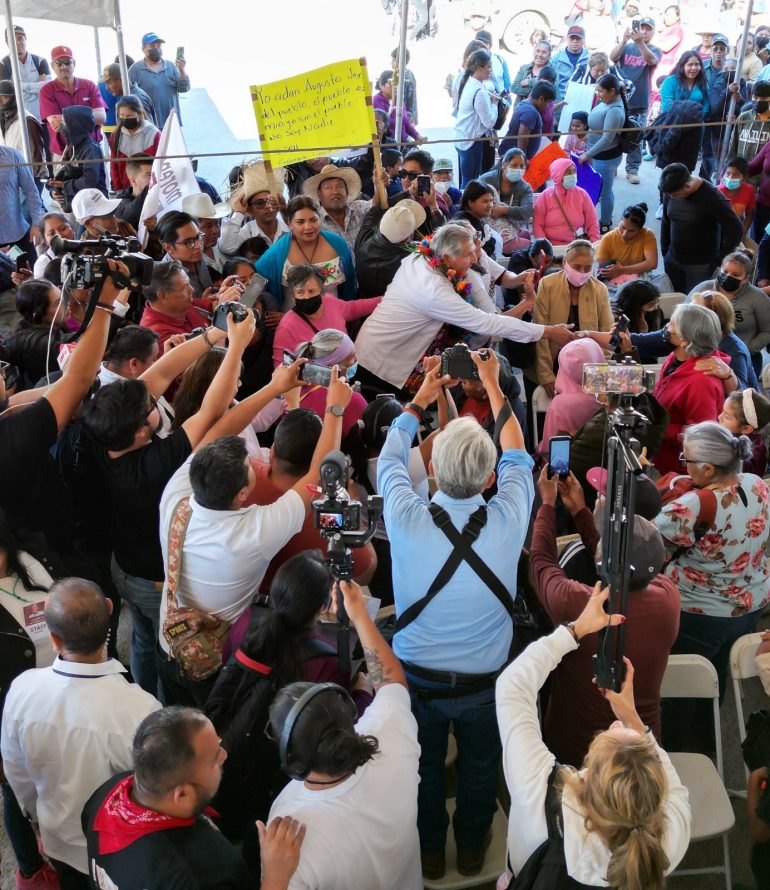 Destaca Adán Augusto López lucha de trabajadores agrícolas 