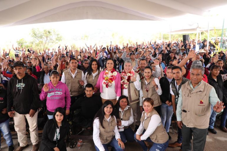 Ariadna Montiel instala Comité de Bienestar en Almoloya de Alquisiras