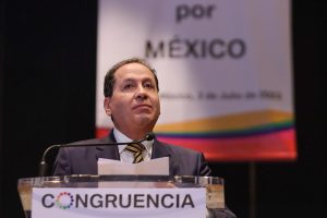Eruviel Ávila Villegas durante la fundación del movimiento