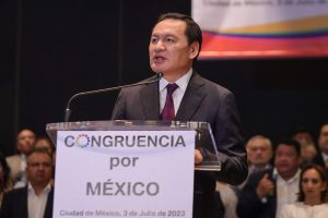 Osorio Chong, Eruviel Ávila y Ruiz Massieu renuncian al PRI para crear