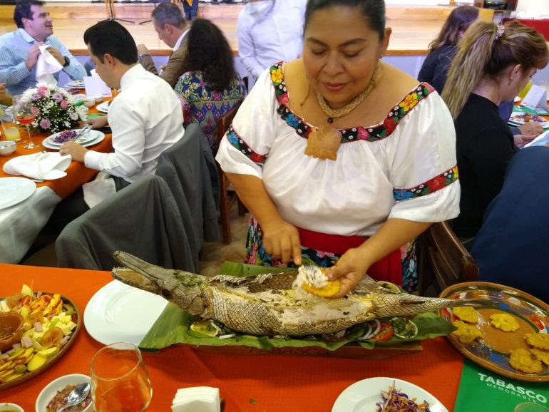 El sabor de Tabasco en el “Festival de Tradiciones Mexicanas” en Arroyo