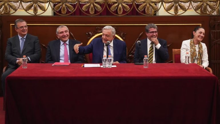 Adán Augusto el favorito