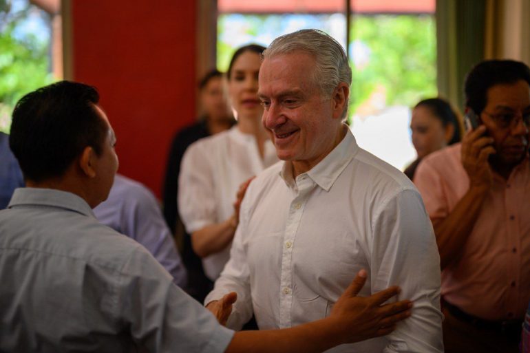 Propone Creel extender programas sociales