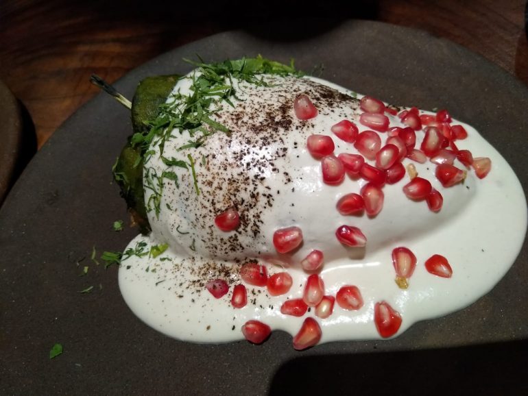 Los  “Chiles en Nogada” de Madereros inspirados en la cocina de humo