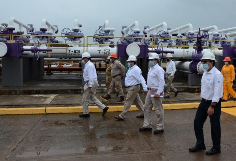 Pemex acelera la construcción de pozos para aumentar la producción