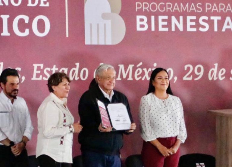 AMLO realiza convenio para universalizar pensiones con el EDOMEX