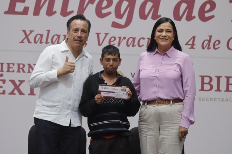 Inicia entrega universal de la Pensión para Personas con Discapacidad en Veracruz
