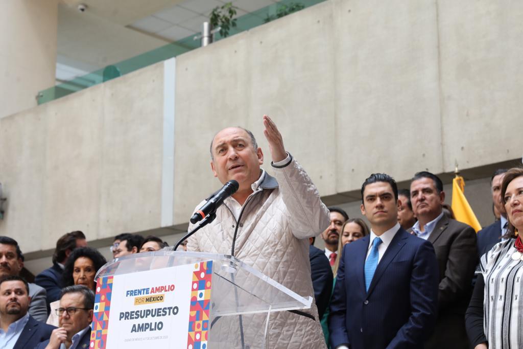 Diputados del PRI apoyan a Xochitl