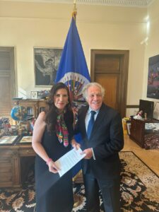 Senadora acude a la OEA por ayuda a Guerrero
