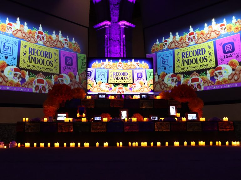 México logra récord Guinness por ofrenda virtual