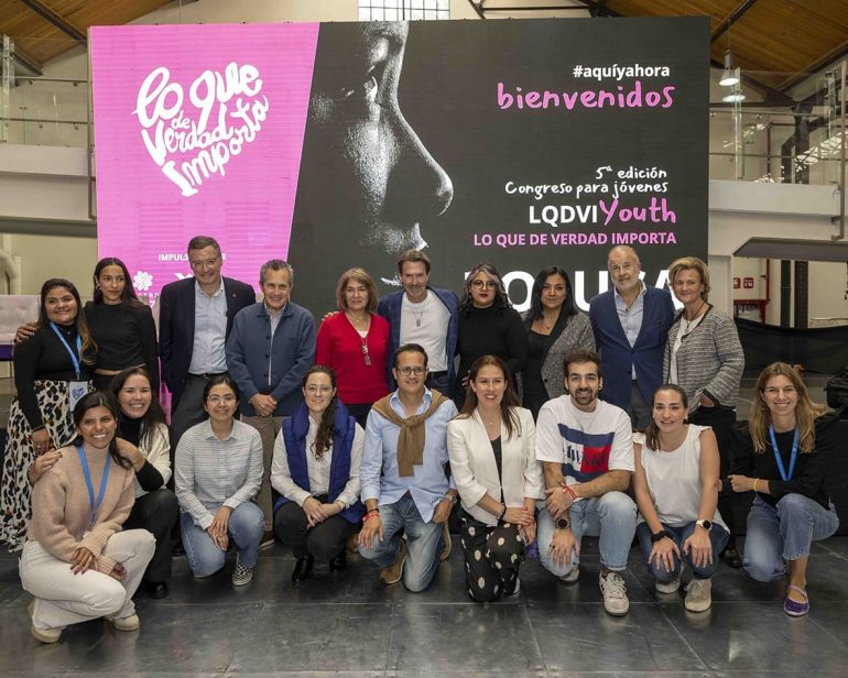 Fundación «Lo que de verdad importa» llevó a cabo dos Congresos y enseñó a jóvenes valores positivos