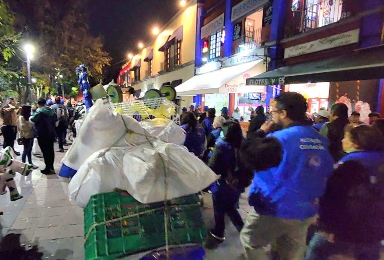 Alcaldía Coyoacán dialoga con comerciantes otomíes