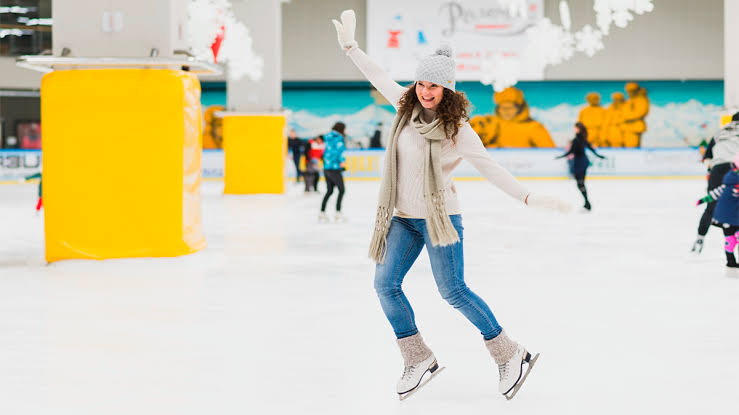 Explora la Terraza con la Pista de Hielo Más Exclusiva de la Ciudad de México