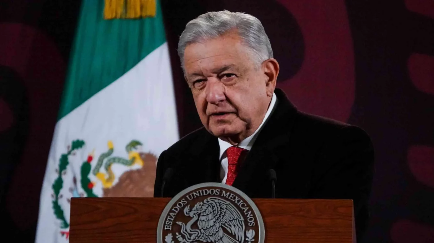 Presenta López Obrador 20 iniciativa
