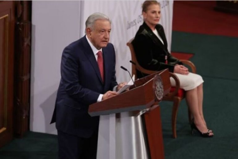 AMLO presenta sus propuestas de iniciativas