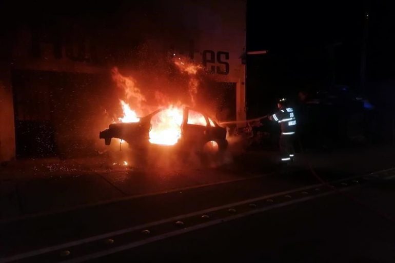 Quema de vehículos en distintas zonas de Aguascalientes