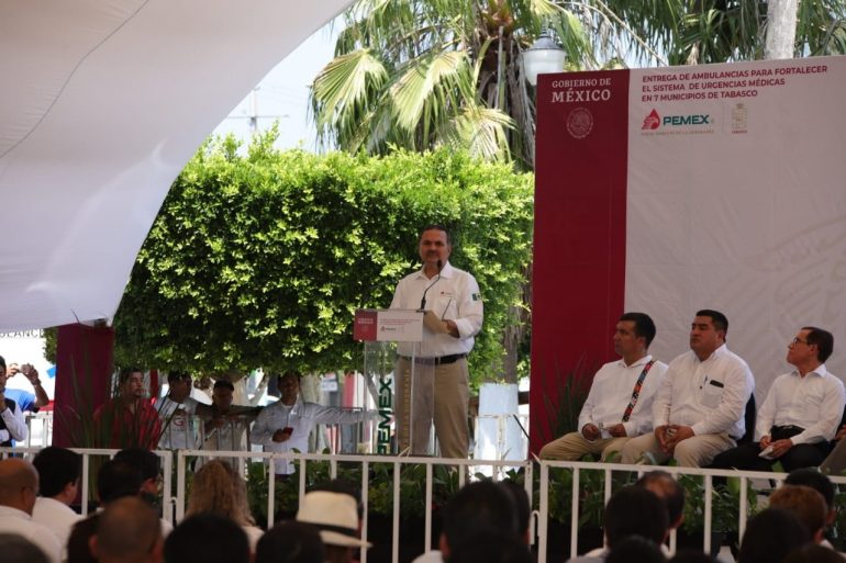 PEMEX destina recursos para diversas acciones en 10 entidades federativas