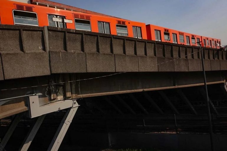 Proceso en marcha: Colocación de 31 nuevas trabes para Pantitlán
