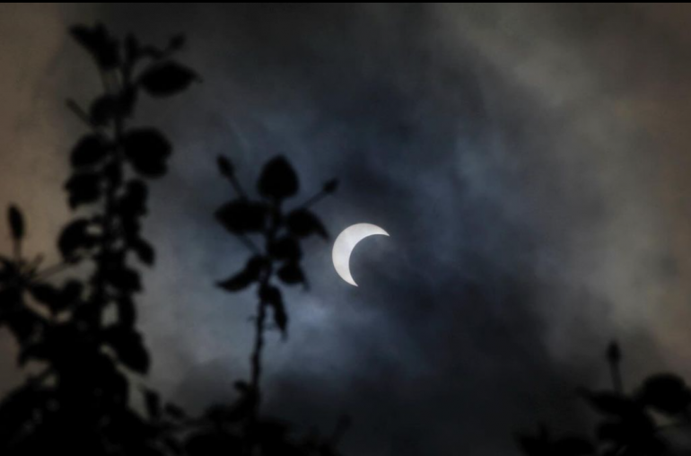 Eclipse solar
