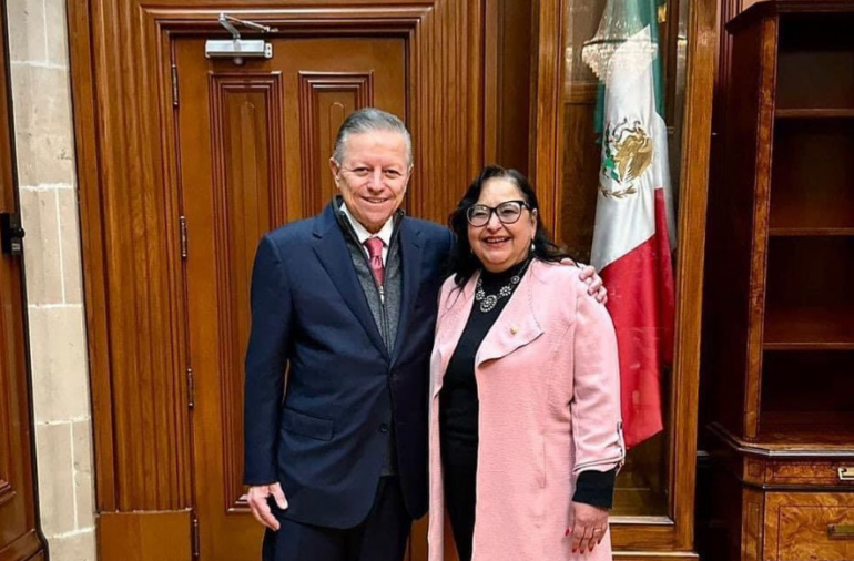 Arturo Zaldivar denuncia a Norma Piña