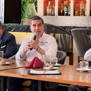 Chema Tapia se compromete a mejorar la movilidad en Querétaro