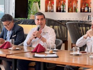 Chema Tapia se compromete a mejorar la movilidad en Querétaro