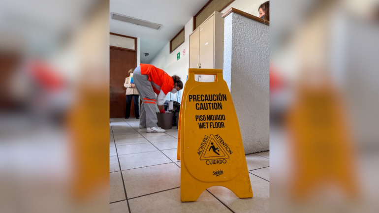 Señalan a funcionario del IMSS de complicidad con supuestas evasoras
