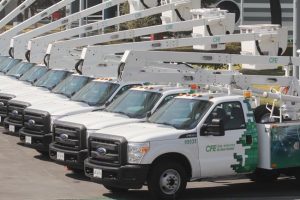 CFE adjudica 5 contratos de arrendamiento a empresa favorita de la 4T
