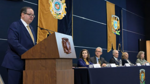 Rector de UNAM defiende independencia judicial 