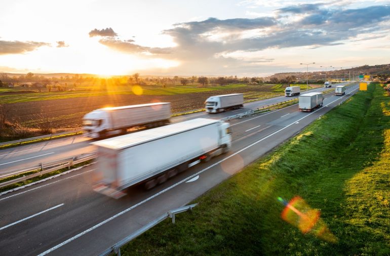 Ventas de vehículos pesados aumentaron 26.6% en agosto: ANPACT