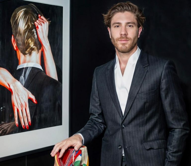 La perfecta elección del traje masculino