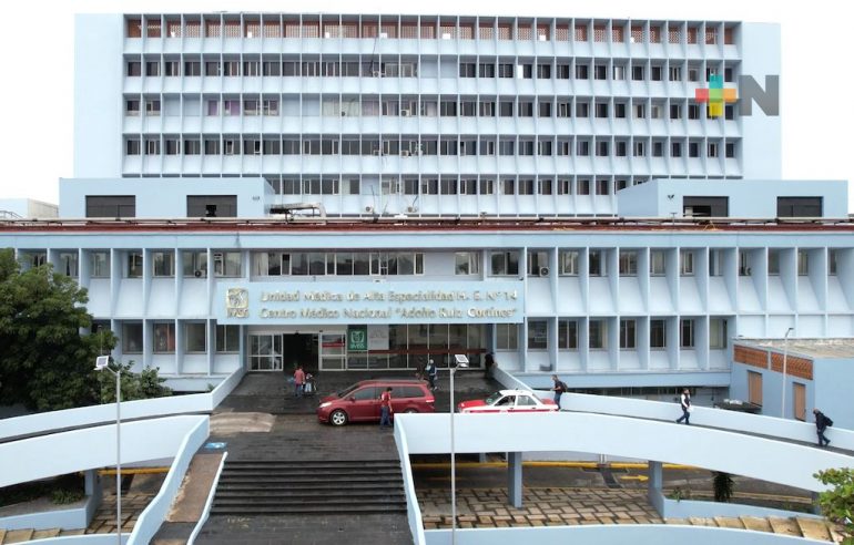 Acusan favoritismo y posible sobrecosto en licitación del IMSS Veracruz Norte para compra de tóner