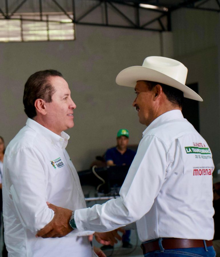Eruviel Ávila se declara padrino de El Mezquital ante Dr. Nico