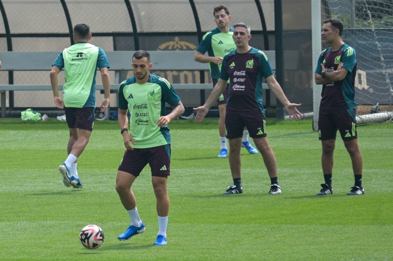 Henry Martín e Hirving Lozano se pierden la Copa Oro por lesión