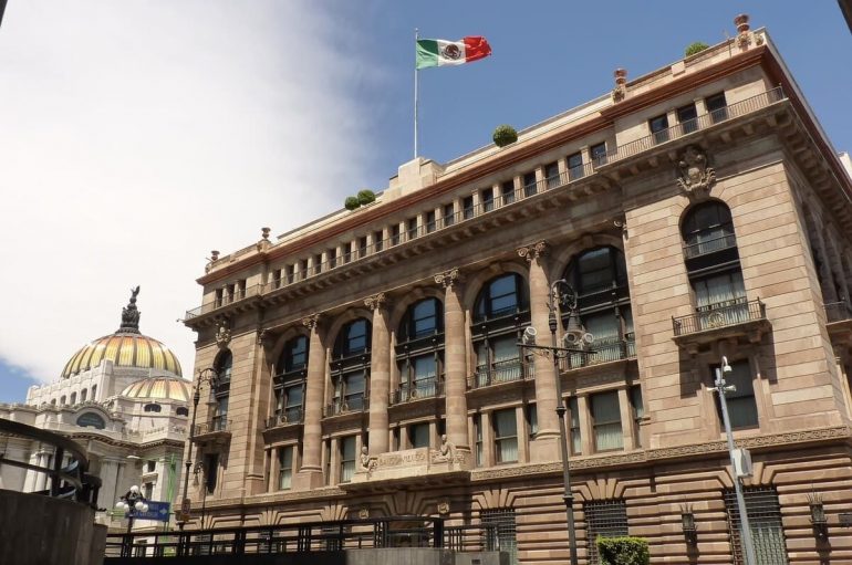Banxico afirma que el sistema financiero mexicano es sólido