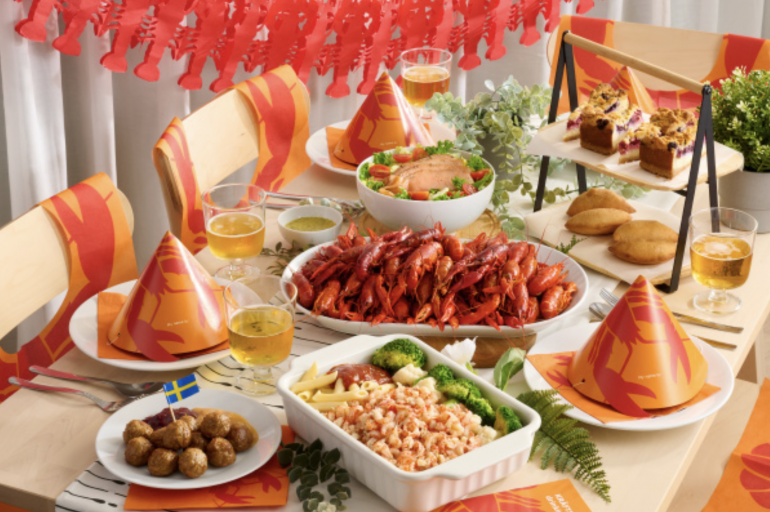 Ikea celebró su fiesta tradicional del cangrejo