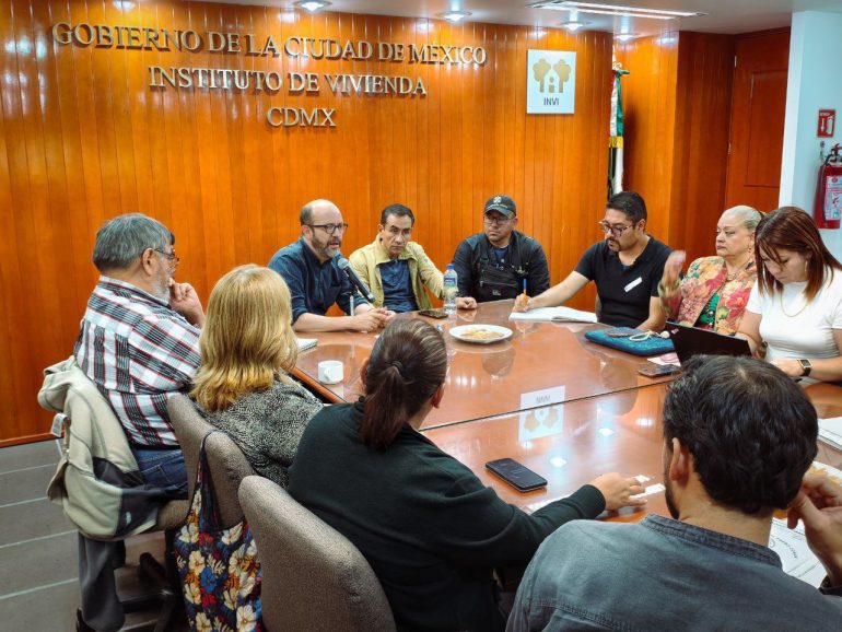 Dicen autoridades que sí hay atención a desalojados de Cuba 11