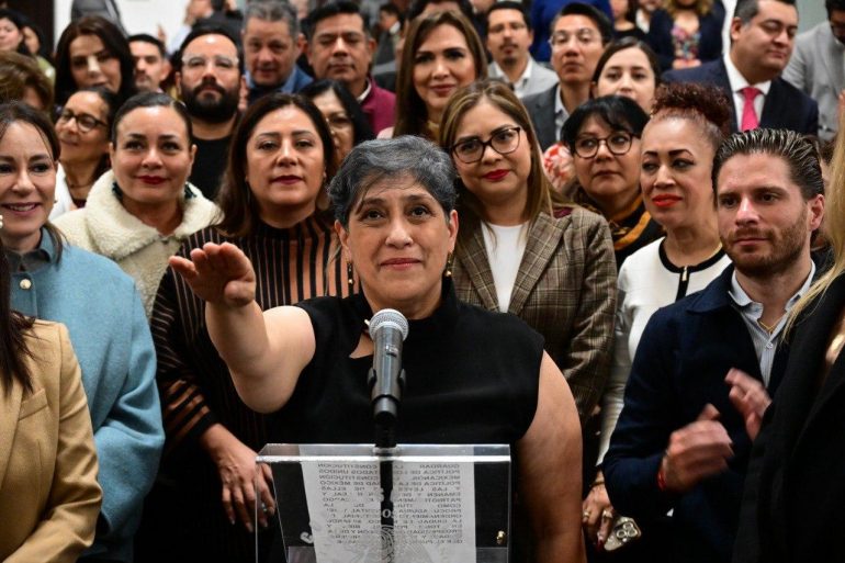Toma protesta nueva titular de la PAOT, luego de un año sin designación
