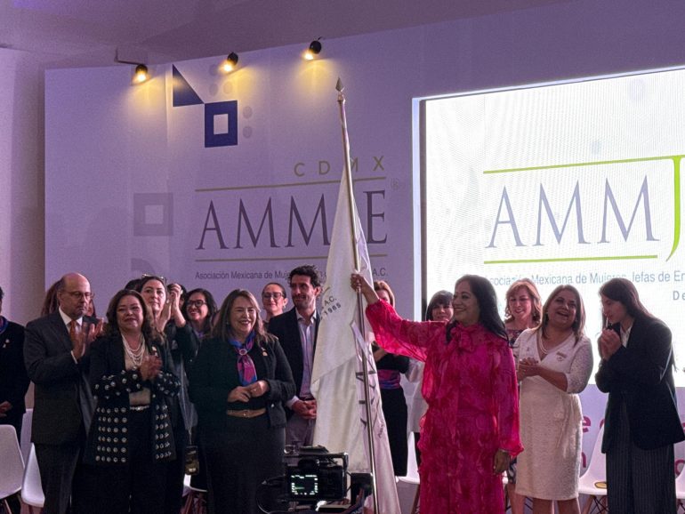 Isabel Ortiz Rojas asume la presidencia de AMMJE Ciudad de México 2025-2027