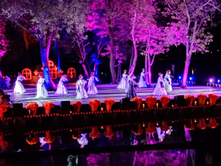 No te pierdas las últimas funciones de  «Día de Muertos» del Ballet Folklórico de México