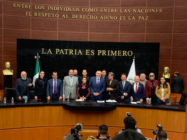 Morena señala a oposición de la marcha del sábado