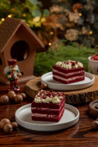 Red velvet tagers (1)