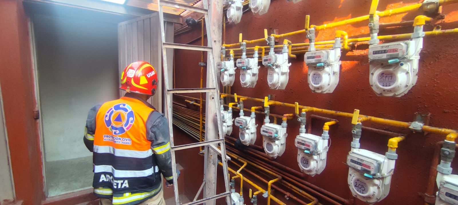 Alcalde Luis Mendoza llama a la población a tomar precauciones y mantener en buen estado instalaciones de gas